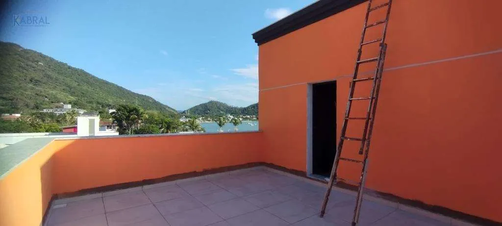 Casa sin amueblar de 635 m² con 3 suites y 10 plazas — photo 14