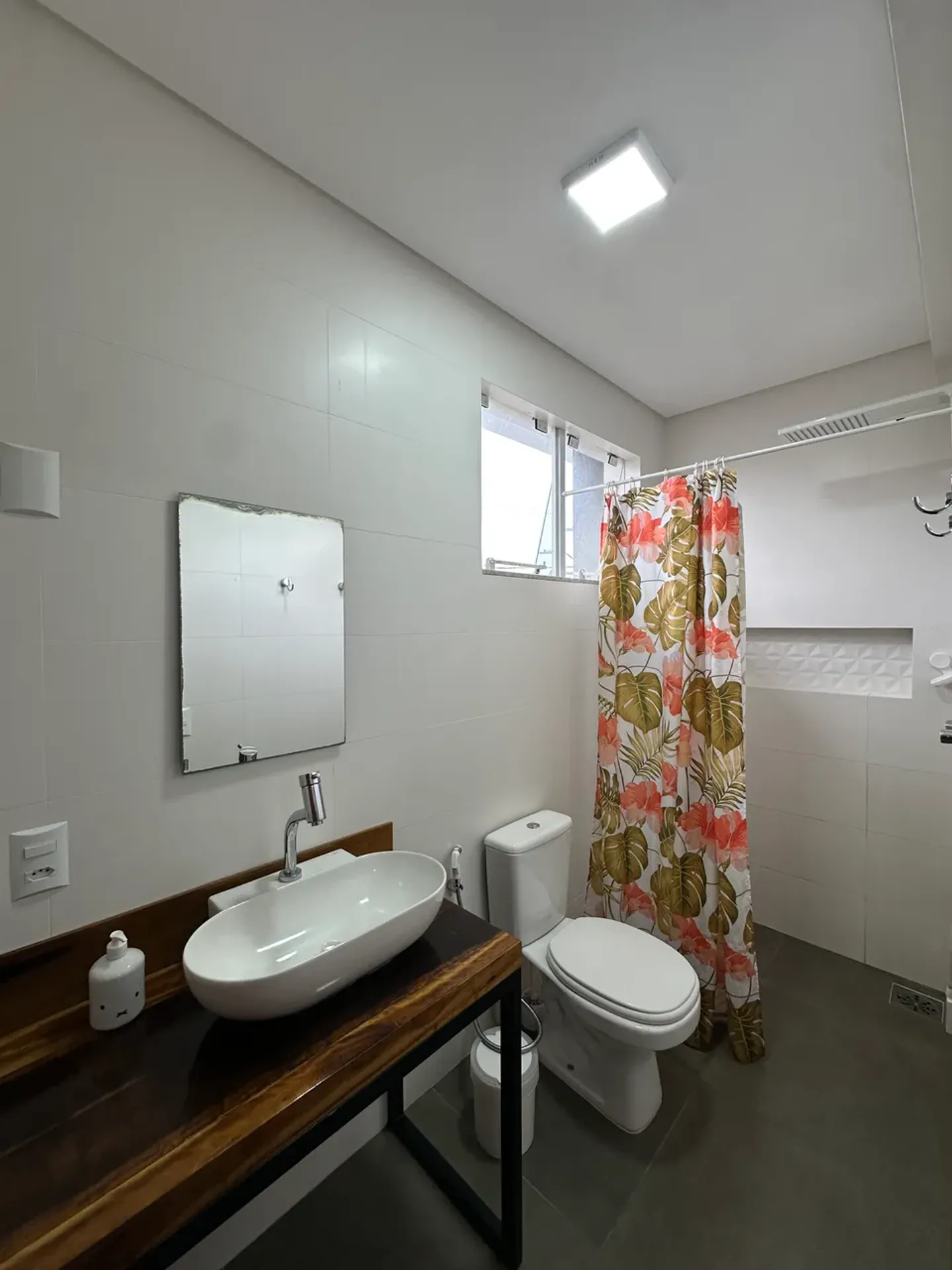 3-bedroom house with a private BBQ — photo 11