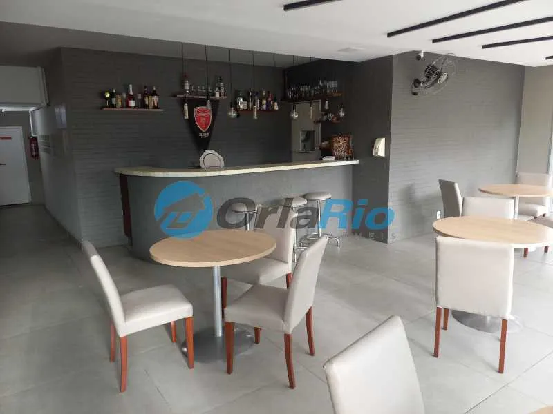 Furnished 1-bedroom apartment with open-plan kitchen — photo 16