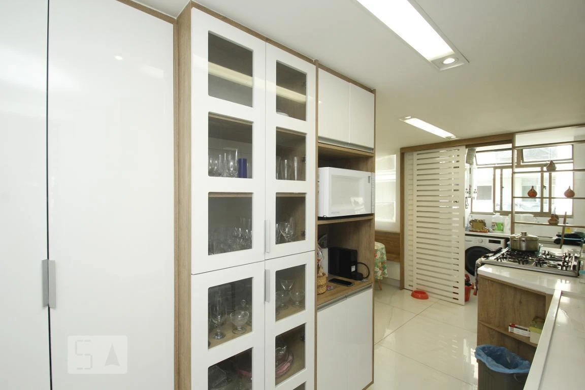 Apartamento mobiliado de 212 m² com 4 quartos — photo 25