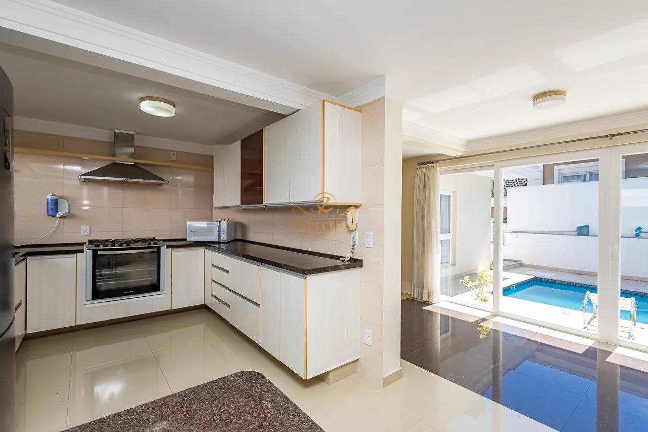 Condo house with 4 en-suite bedrooms and private BBQ — photo 9