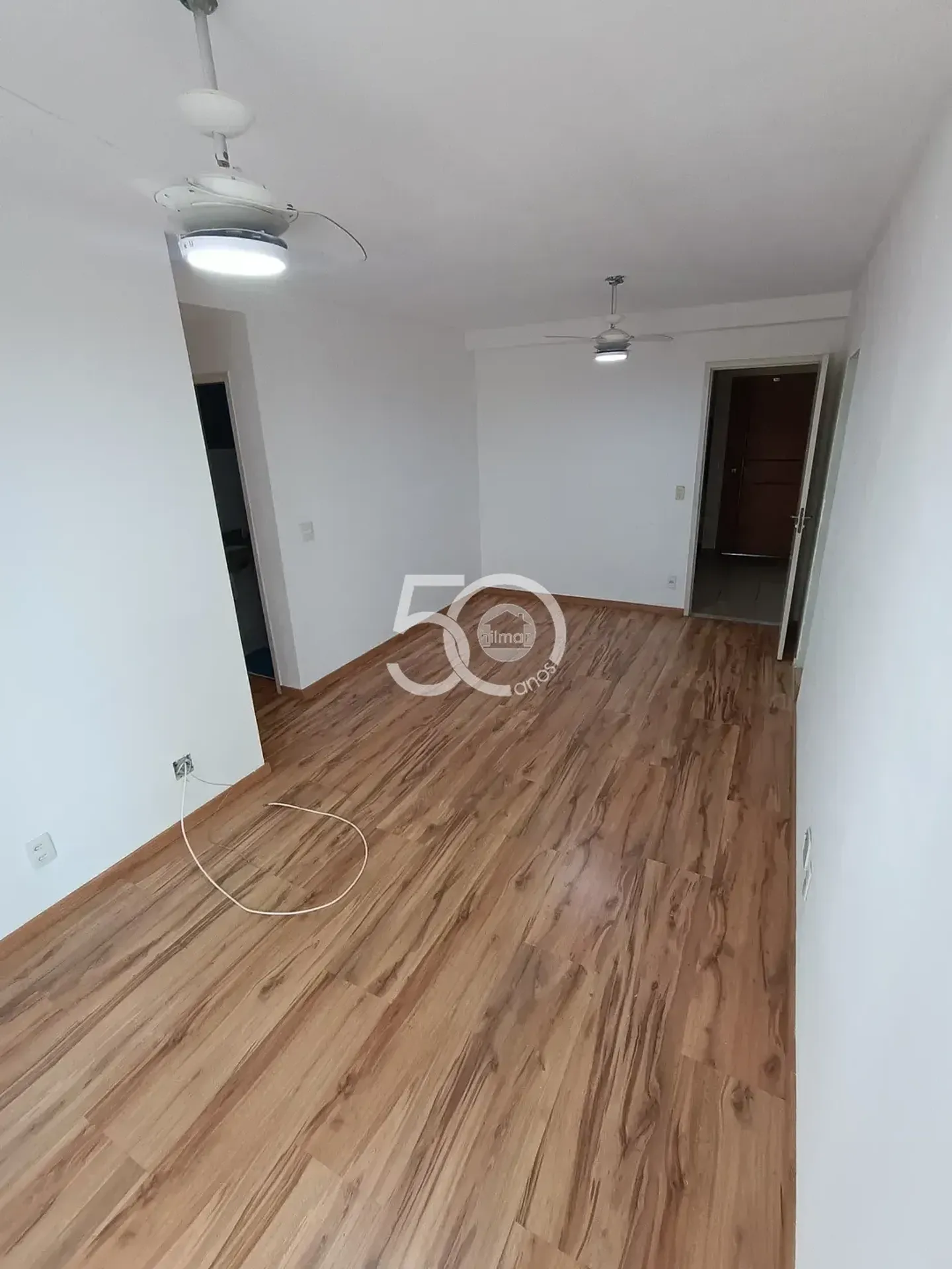 Departamento de 2 dormitorios con piso de madera o laminado — photo 4