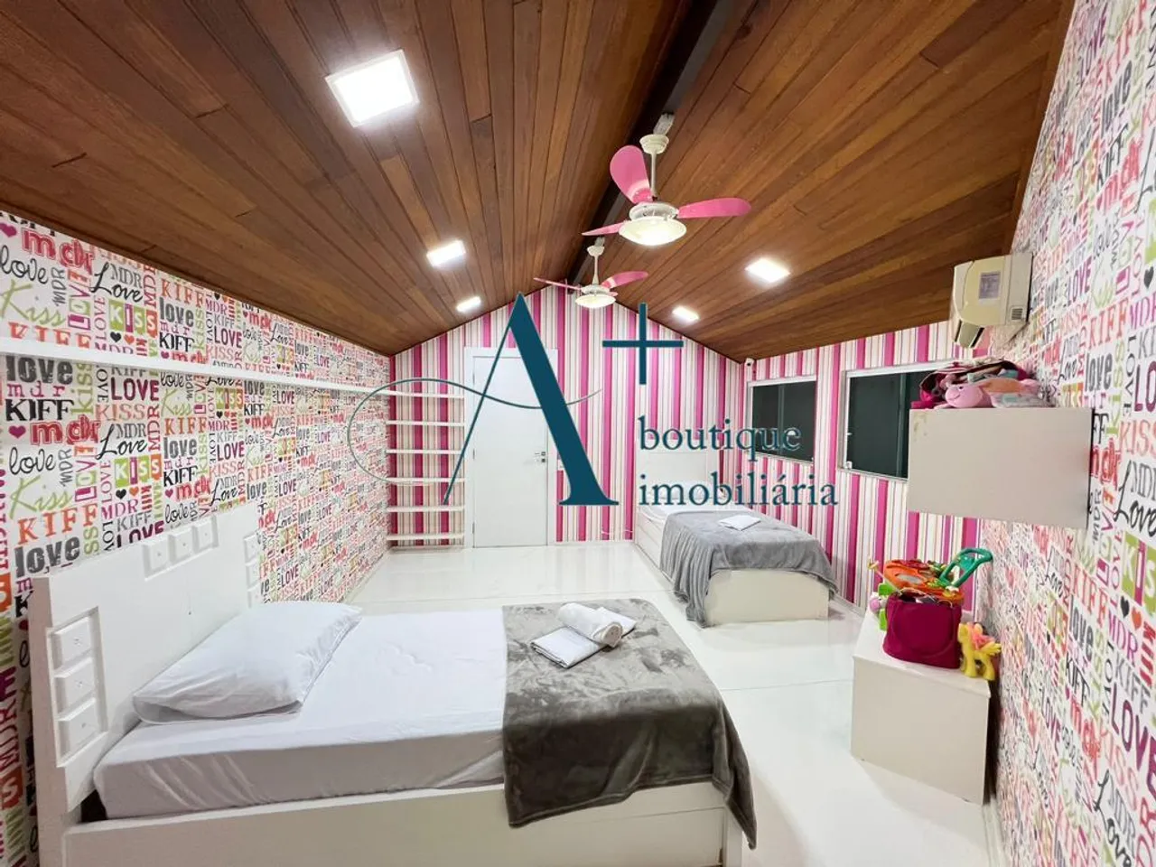 Unfurnished house with 4 bedrooms, balcony and built-in BBQ — photo 19