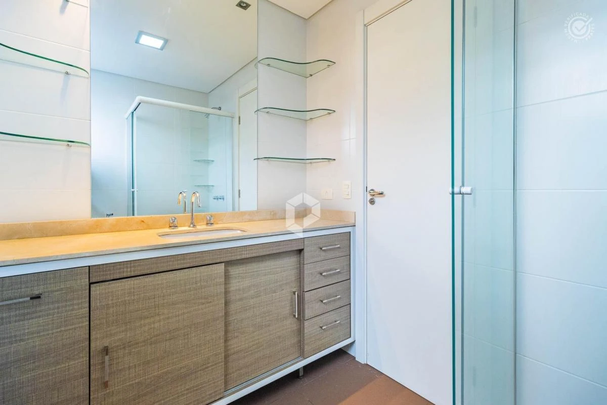 Furnished apartment, 72 m², with a park view — photo 9