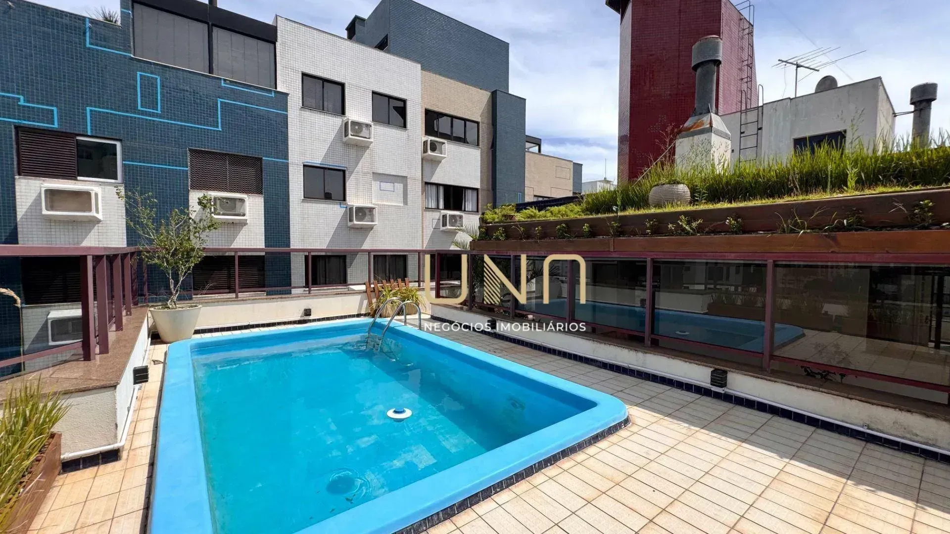 Cobertura mobiliada com 4 suítes e 5 banheiros, 415 m² — photo 55