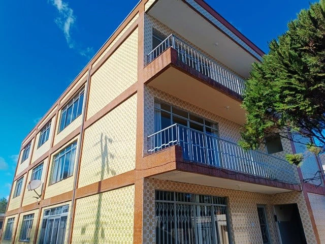 Ground-floor apartment with 3 bedrooms and 1 bathroom — photo 23