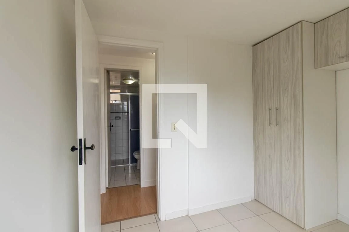 3-bedroom, 56 m² apartment in Curitiba — photo 11