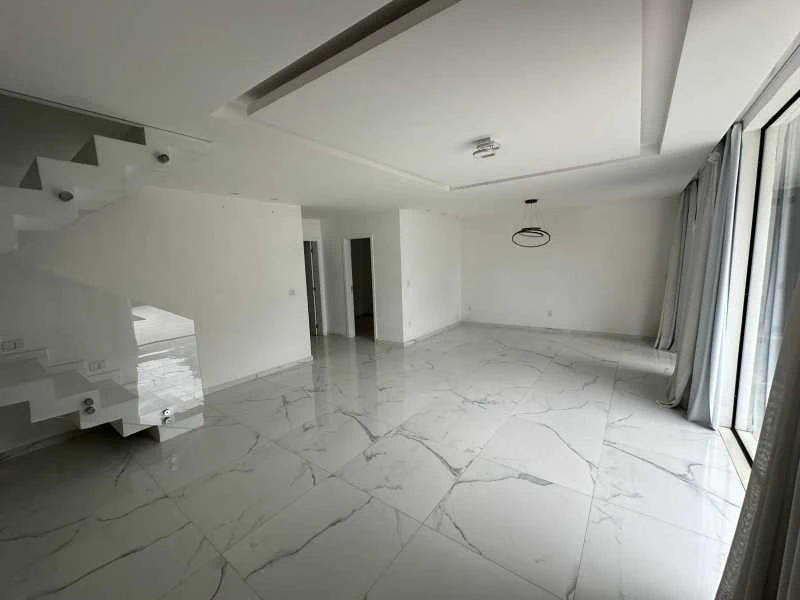 Casa com 4 suítes e 292 m², com 3 vagas e churrasqueira — photo 4