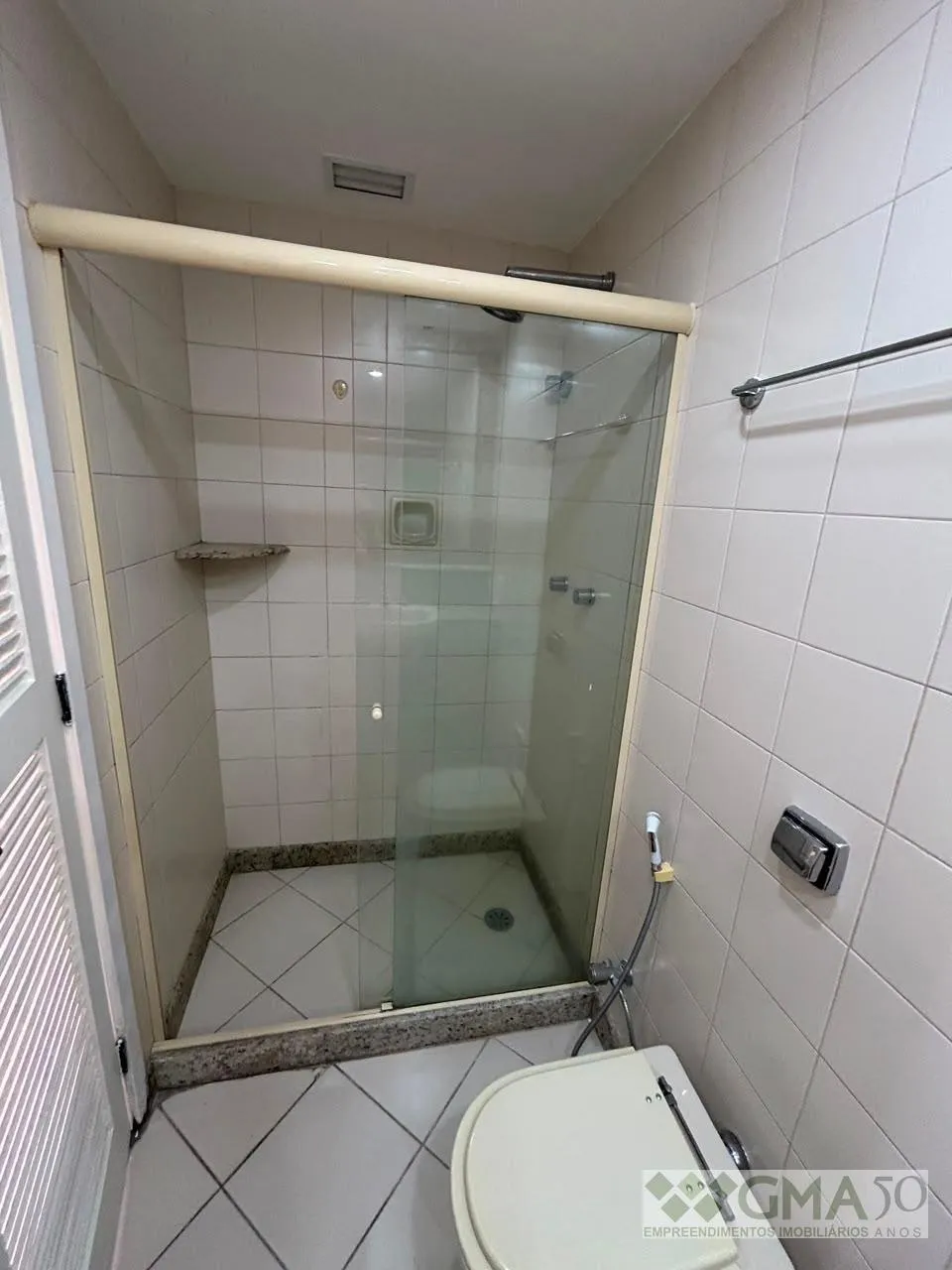Unfurnished 2-bedroom apartment with 3 bathrooms — photo 20