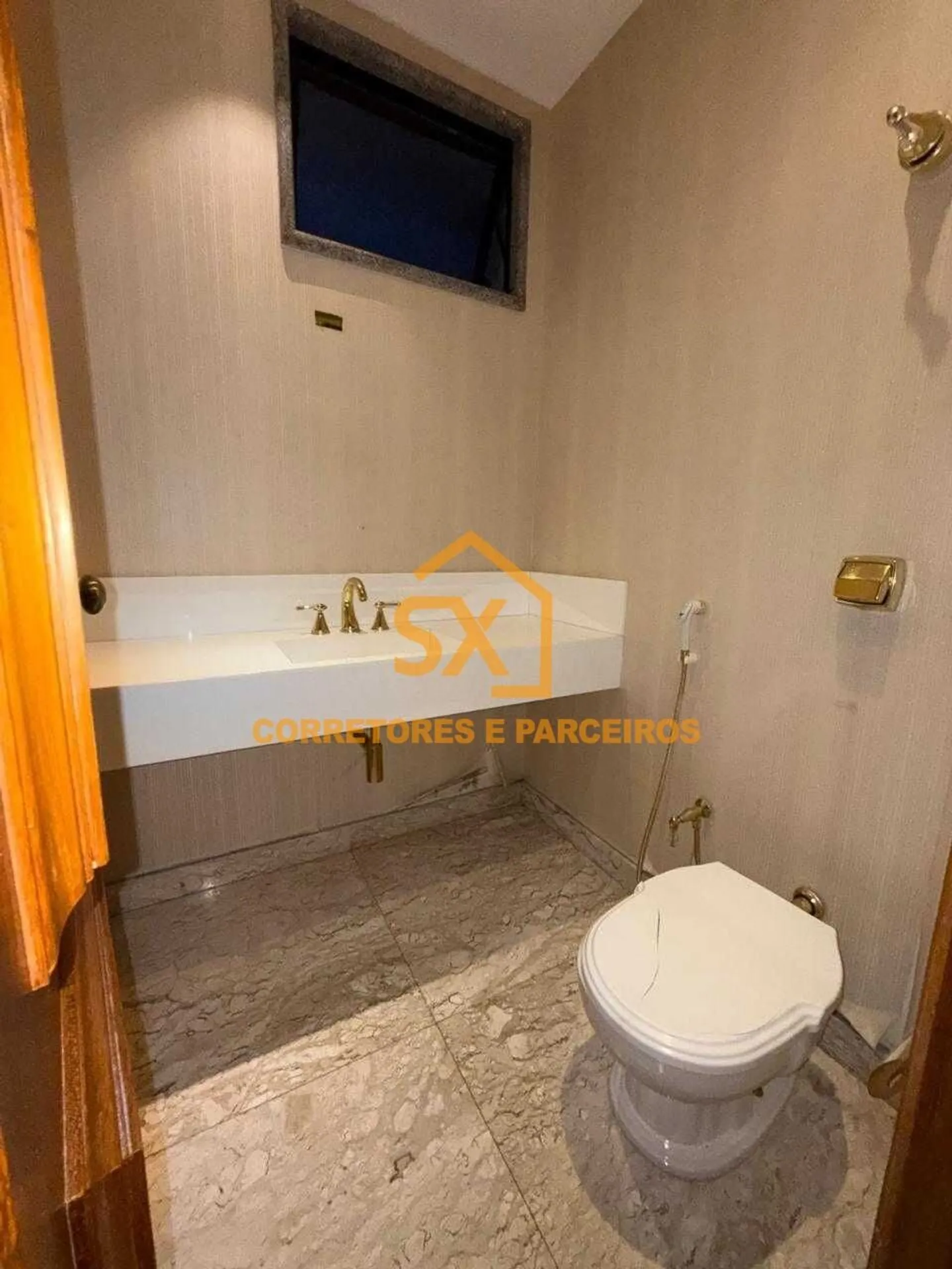 Apartment with 4 en-suite bedrooms and 210 m² gas kitchen — photo 5