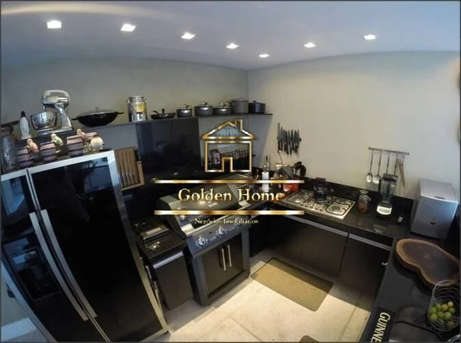 Furnished house with 4 en-suite bedrooms and 4 parking spots — photo 8