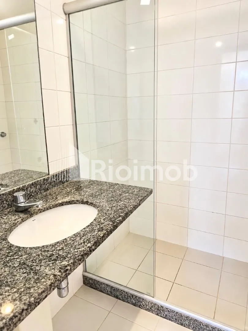 2-bedroom apartment with a washing machine in Rio de Janeiro — photo 13