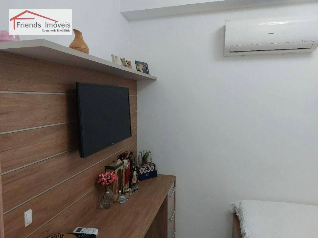 4-bedroom apartment in a building with a sauna — photo 35