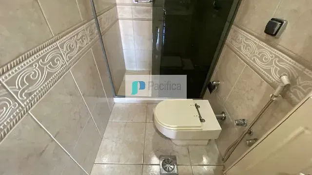 95 m² apartment with 2 bedrooms and 1 en-suite — photo 4