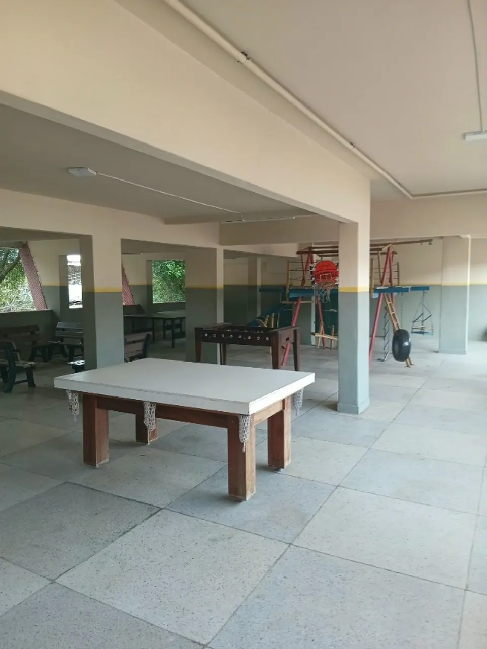 2-bedroom apartment in a building with a gym — photo 18