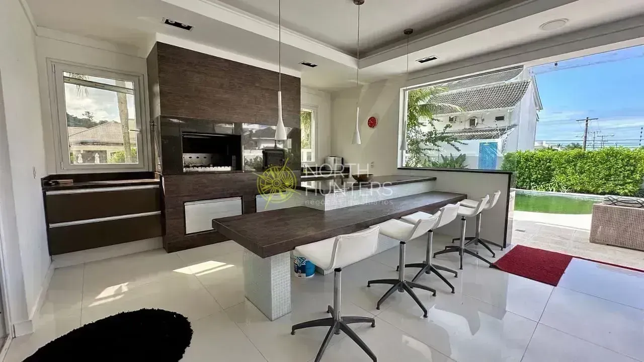 Furnished house with 9 bedrooms and a gas open kitchen — photo 19