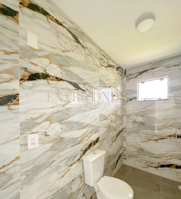 3-bedroom house with a mountain view in Florianópolis — photo 63