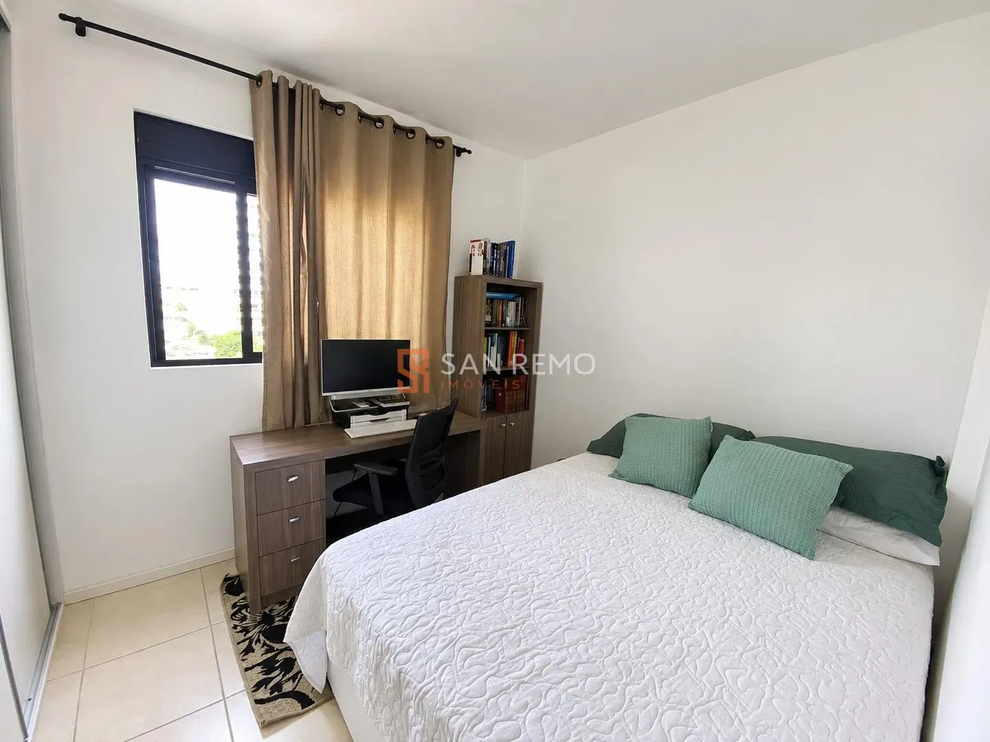 2-bedroom apartment with a washing machine — photo 4