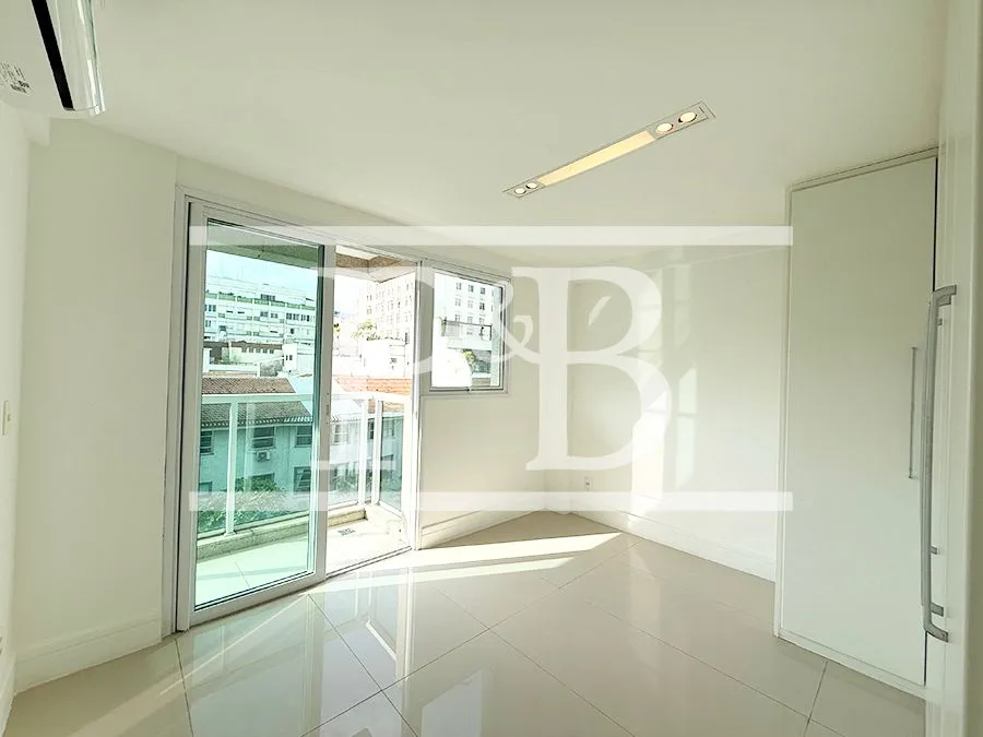 4-bedroom apartment, all with their own bathrooms, 289 m² — photo 5