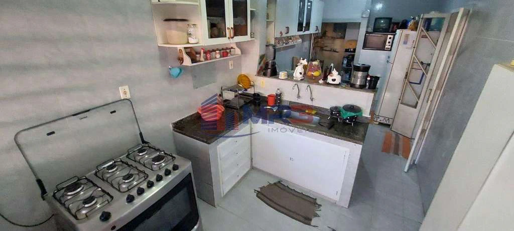 Furnished house with 5 bedrooms and a home office — photo 15