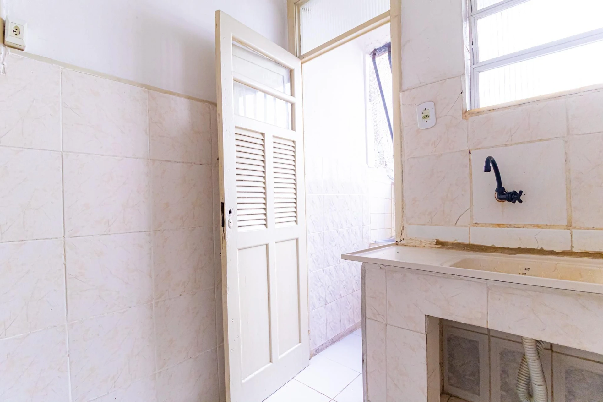 Rental apartment with 2 bedrooms and 1 bathroom — photo 8