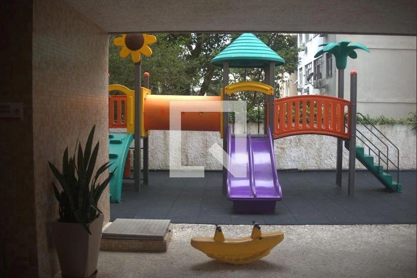 Apartamento mobiliado de 60 m² com 2 quartos e 2 banheiros — photo 33