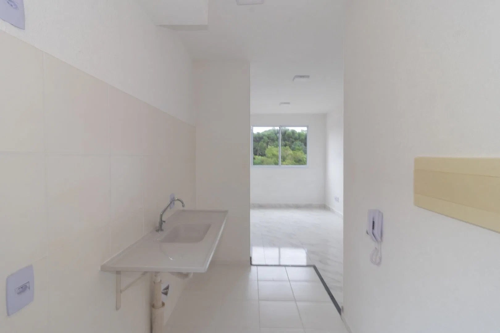3rd-floor apartment with 2 bedrooms, 1 bathroom and parking — photo 4