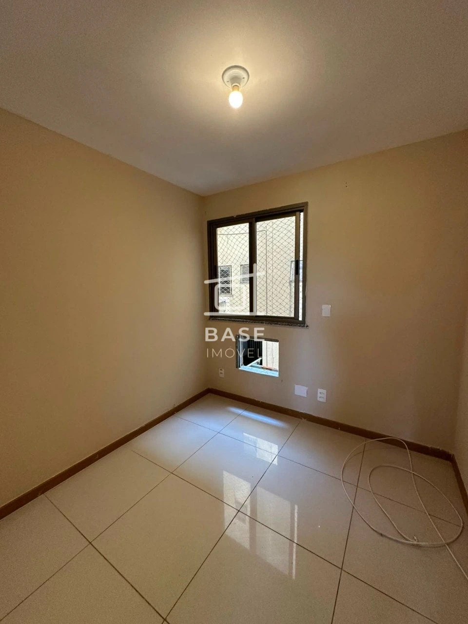 3-bedroom apartment with a suite and 1 parking spot — photo 3