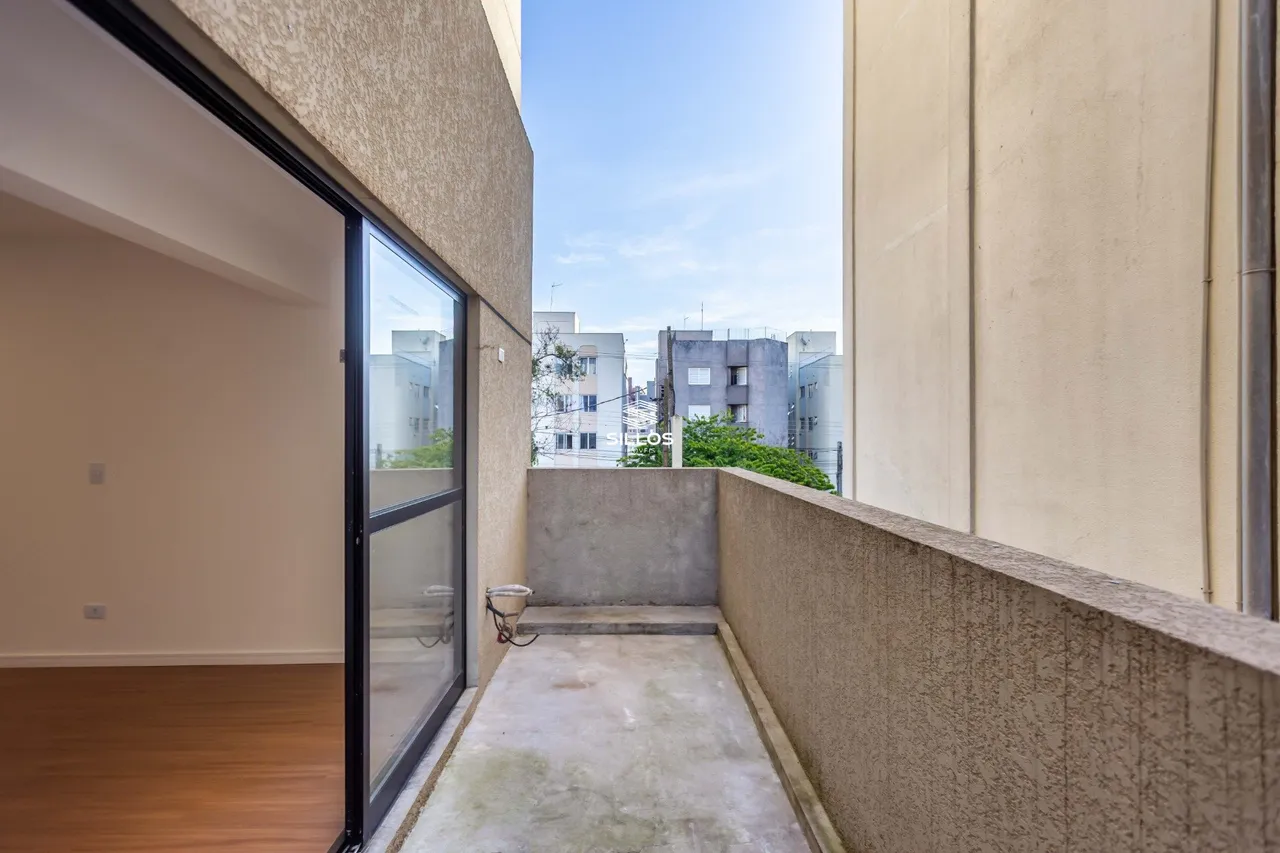 Studio-style apartment with 1 bedroom and balcony — photo 10