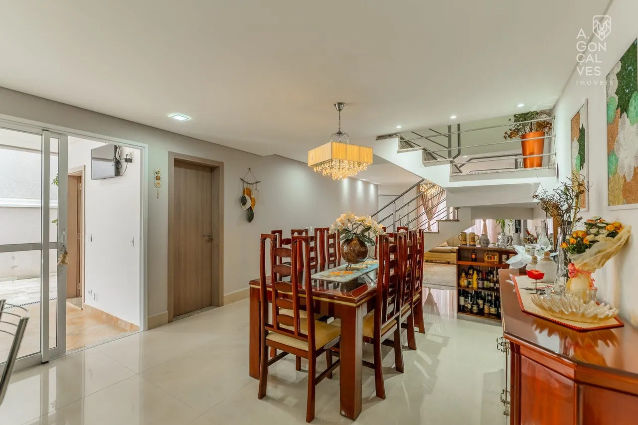 House with 3 suites and 2 parking spaces — photo 2
