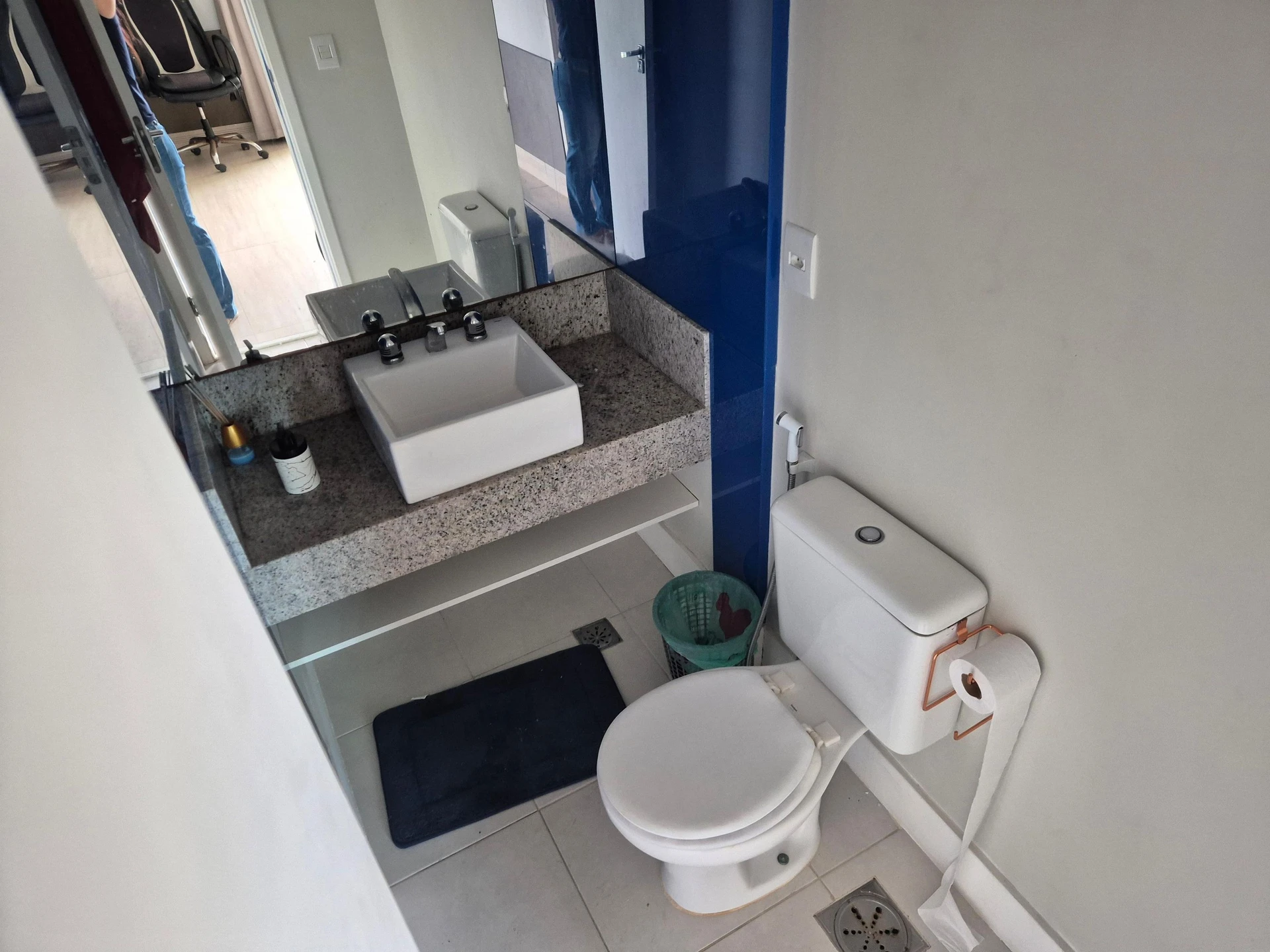 Apartamento de 2 quartos em condomínio com piscina — photo 25