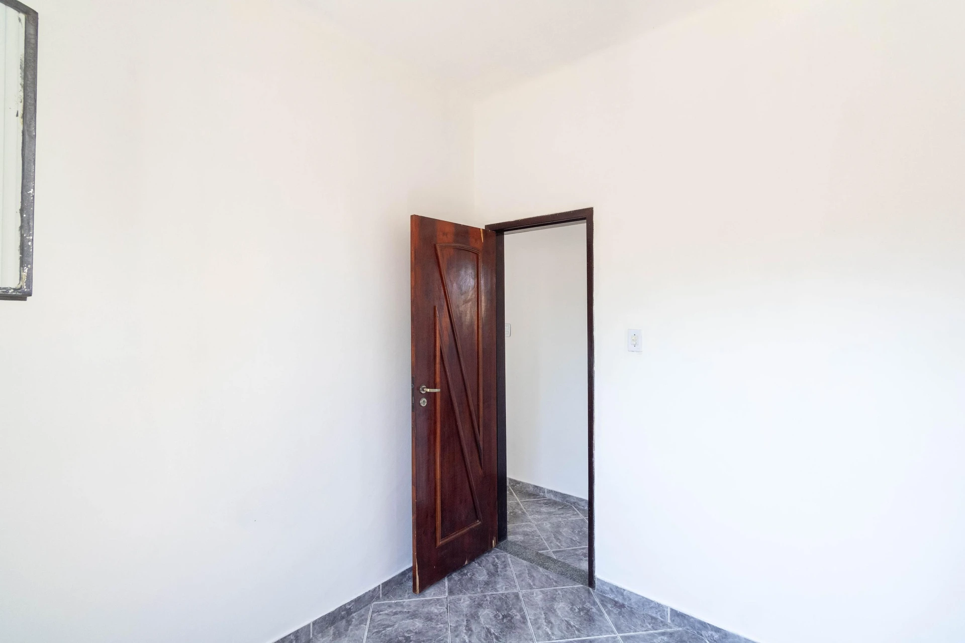Unfurnished house with 3 bedrooms and a private garden — photo 39