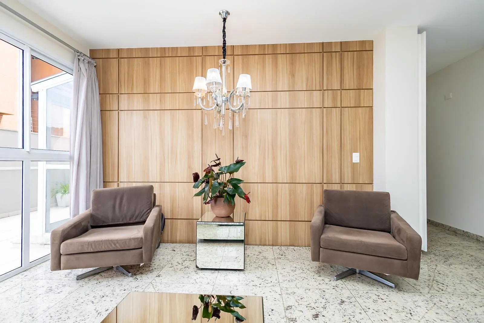 Home office in a 2-bedroom apartment, 95 m² — photo 57