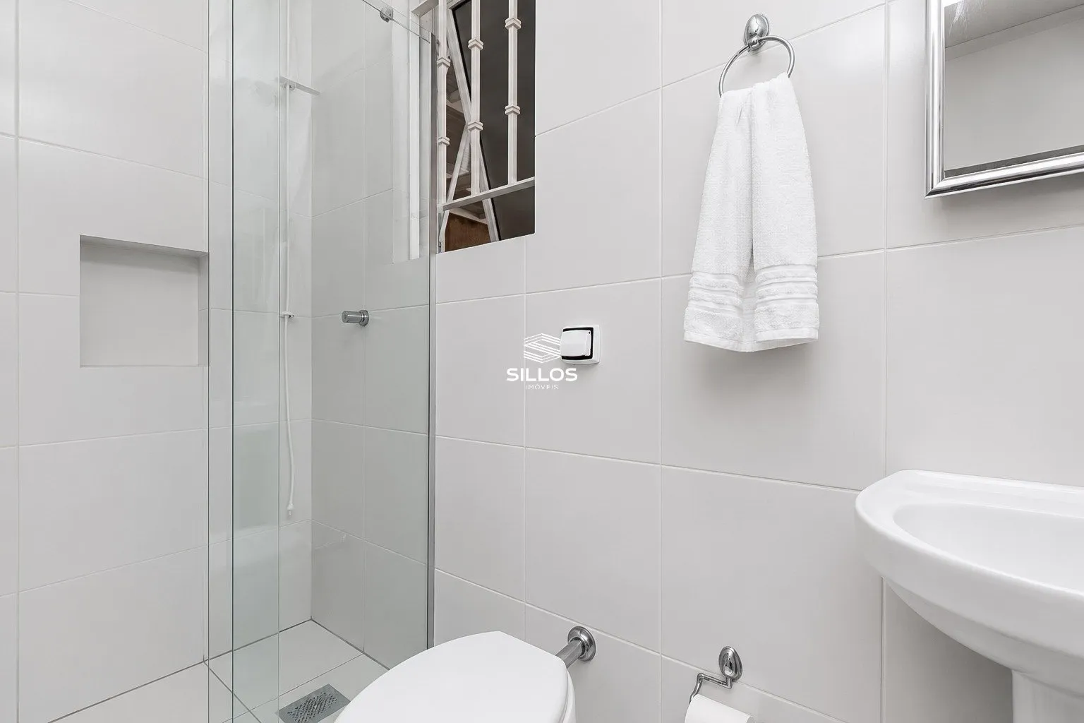 Rental house with 4 en-suite bedrooms and 7 baths — photo 58