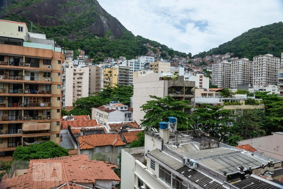 Furnished 1-bedroom apartment with balcony — photo 9