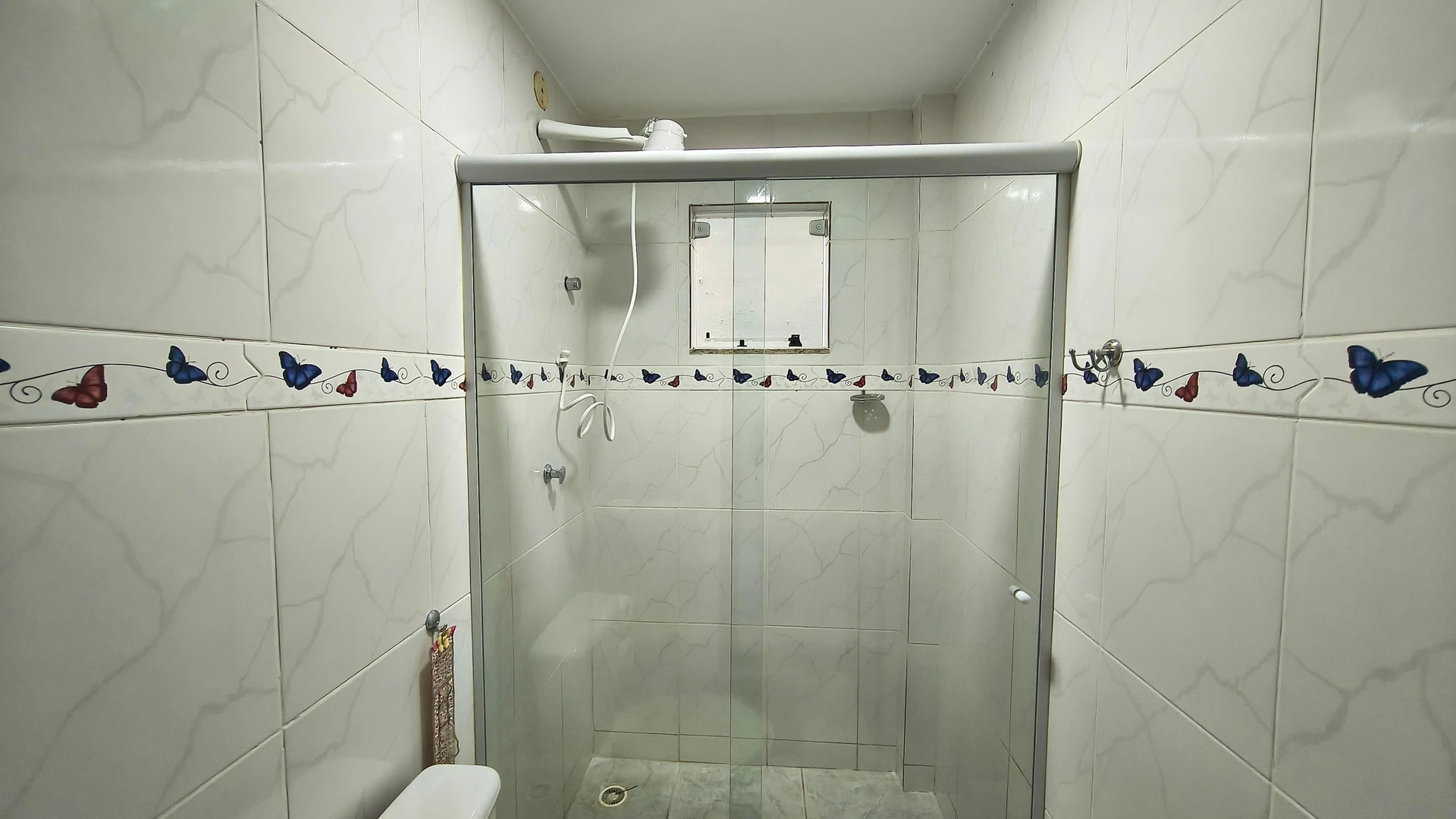 Casa con 4 dormitorios, 3 baños y jardín privado — photo 41