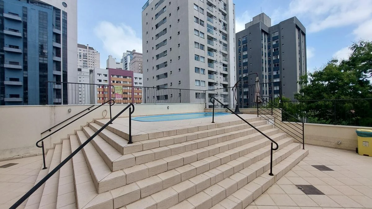 Apartamento de 1 quarto com máquina de lavar, Bigorrilho — photo 10