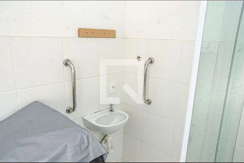Furnished 1-bedroom apartment with 42 m² and parking — photo 15