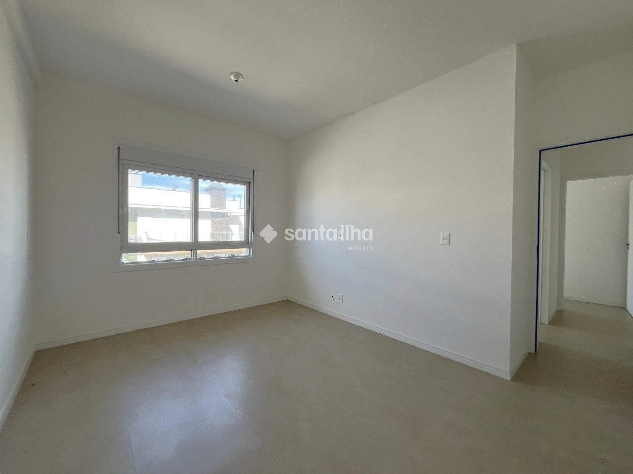 Квартира 170 м² з видом на воду та балконом із грилем — photo 11