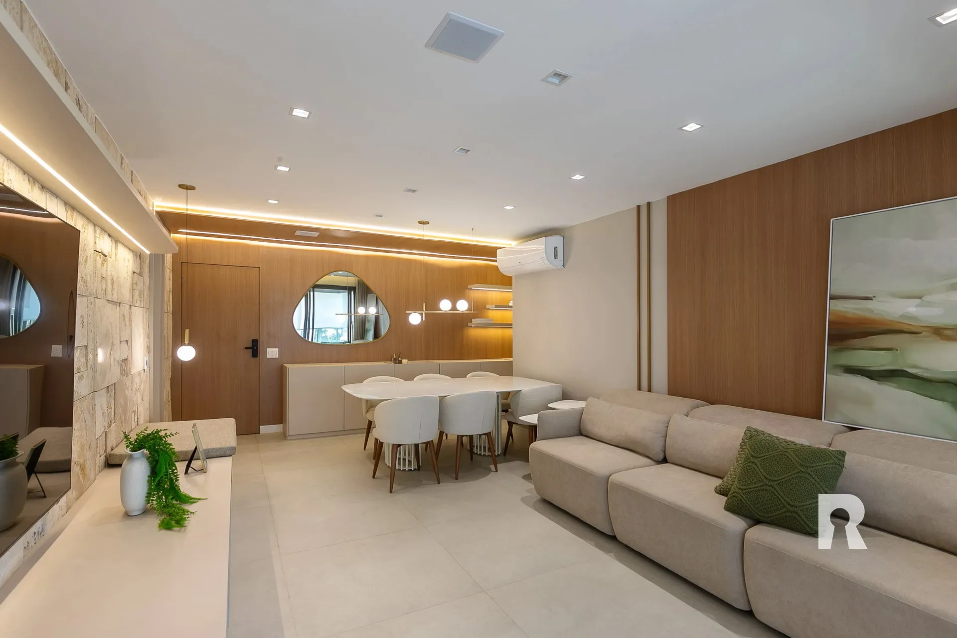 3-bedroom apartment with a jacuzzi — photo 18