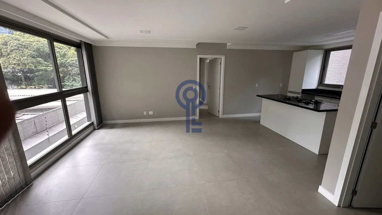3-bedroom apartment in a building with a gym