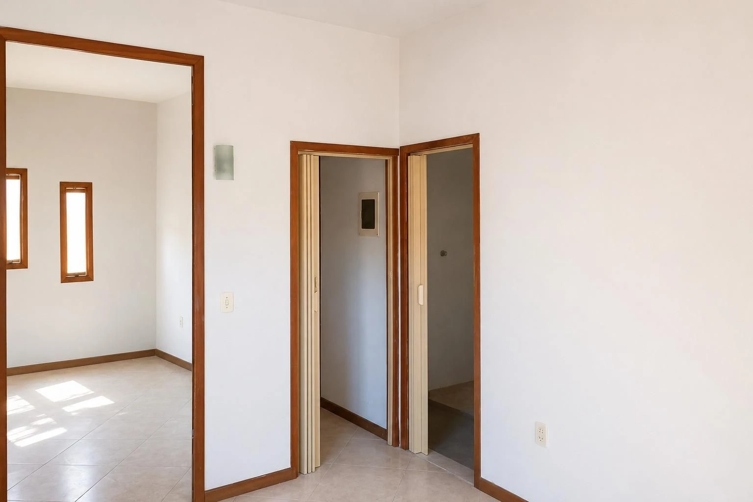 House with 4 bedrooms, 2 en-suites and 1 parking space — photo 15