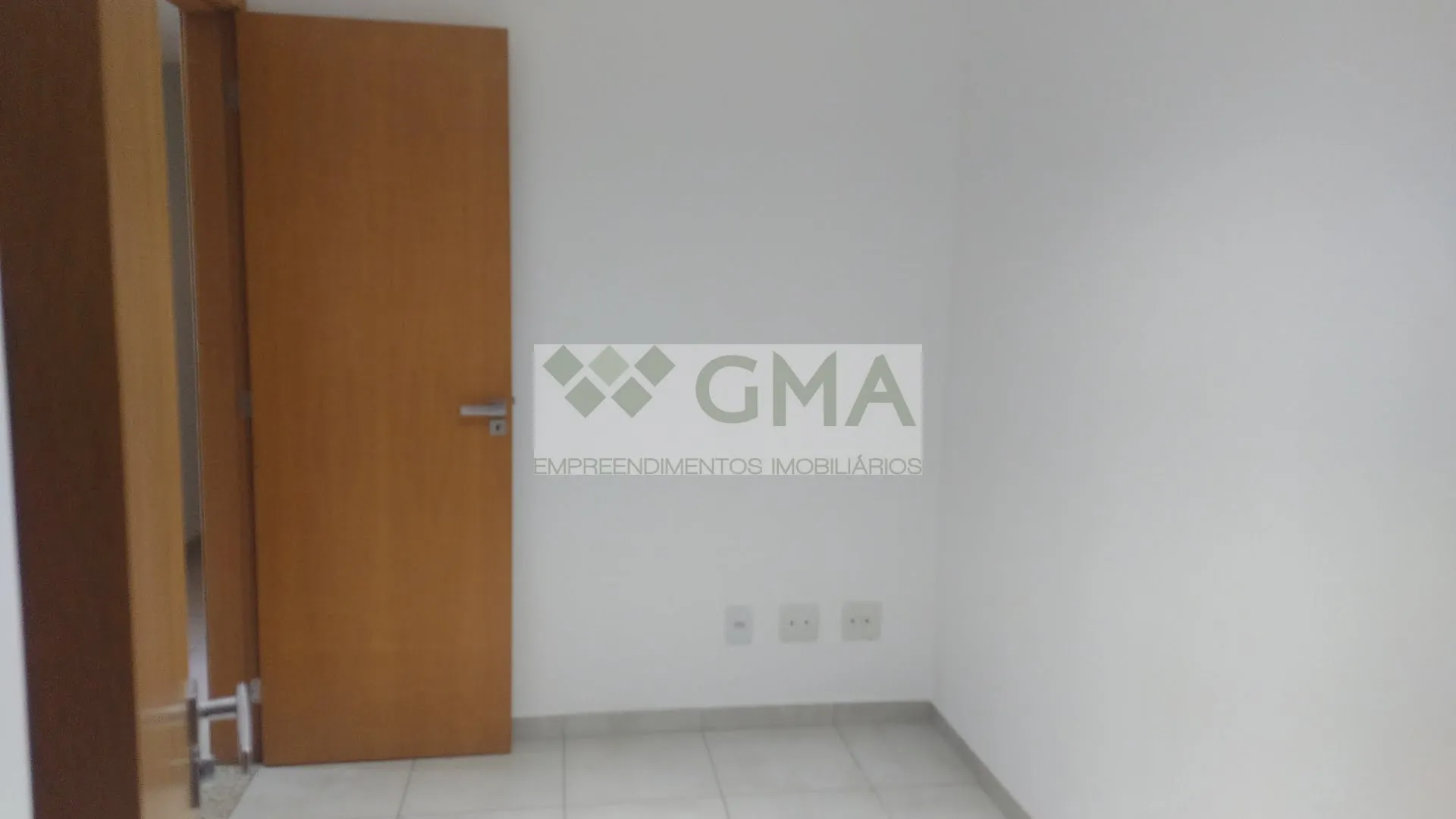 205 m² apartment on the 5th floor with 4 bedrooms — photo 71