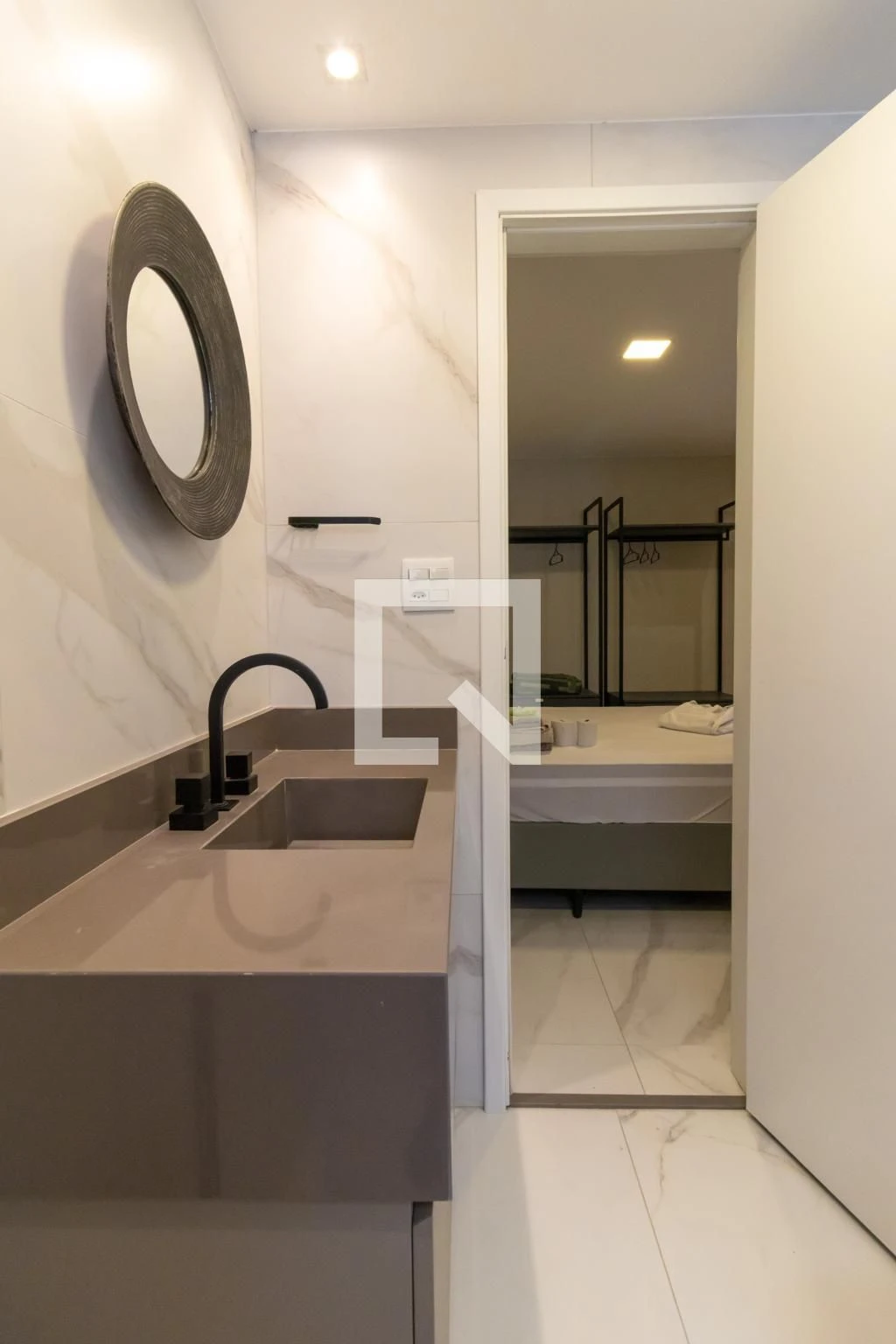 Apartamento mobiliado com 2 quartos e piscina no condomínio — photo 32