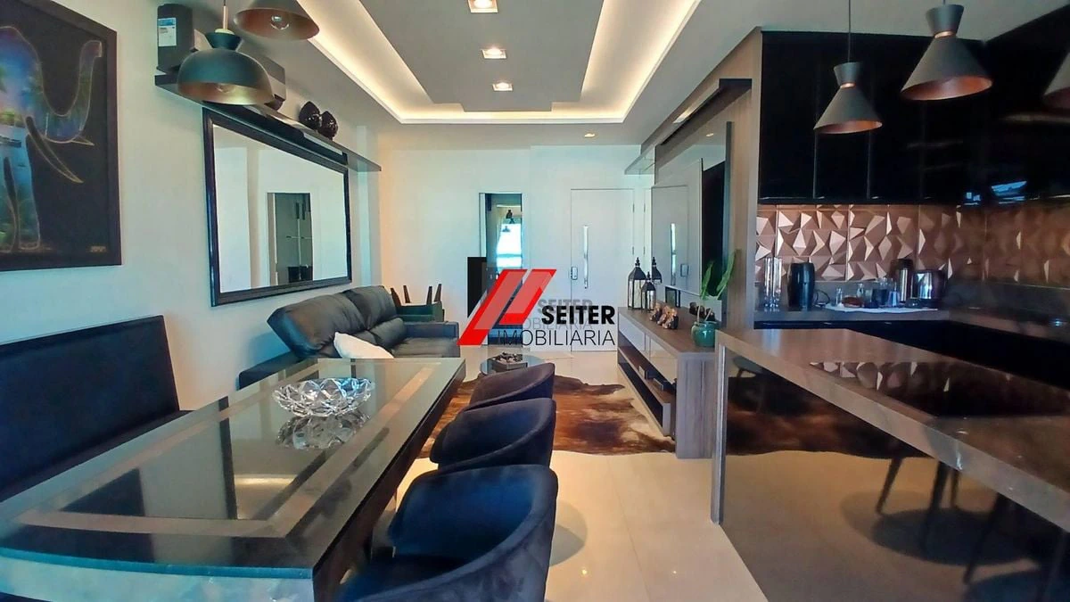 2-bedroom apartment with floor-to-ceiling windows — photo 5