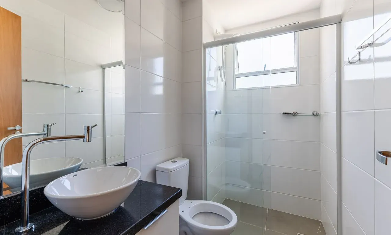 Furnished apartment, 75 m², with a glass-enclosed balcony — photo 11