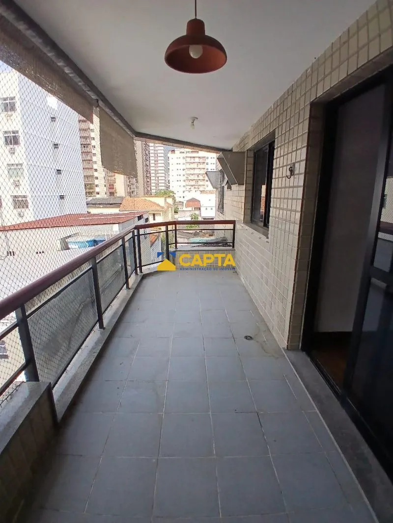 Apartment with 4 bedrooms and a terrace — photo 12