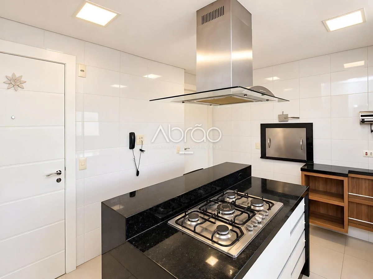 Furnished apartment, 114 m², with a home office — photo 20