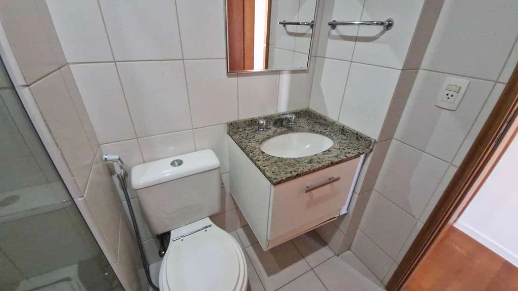 70 m² rental apartment with 2 bedrooms and en-suite — photo 11