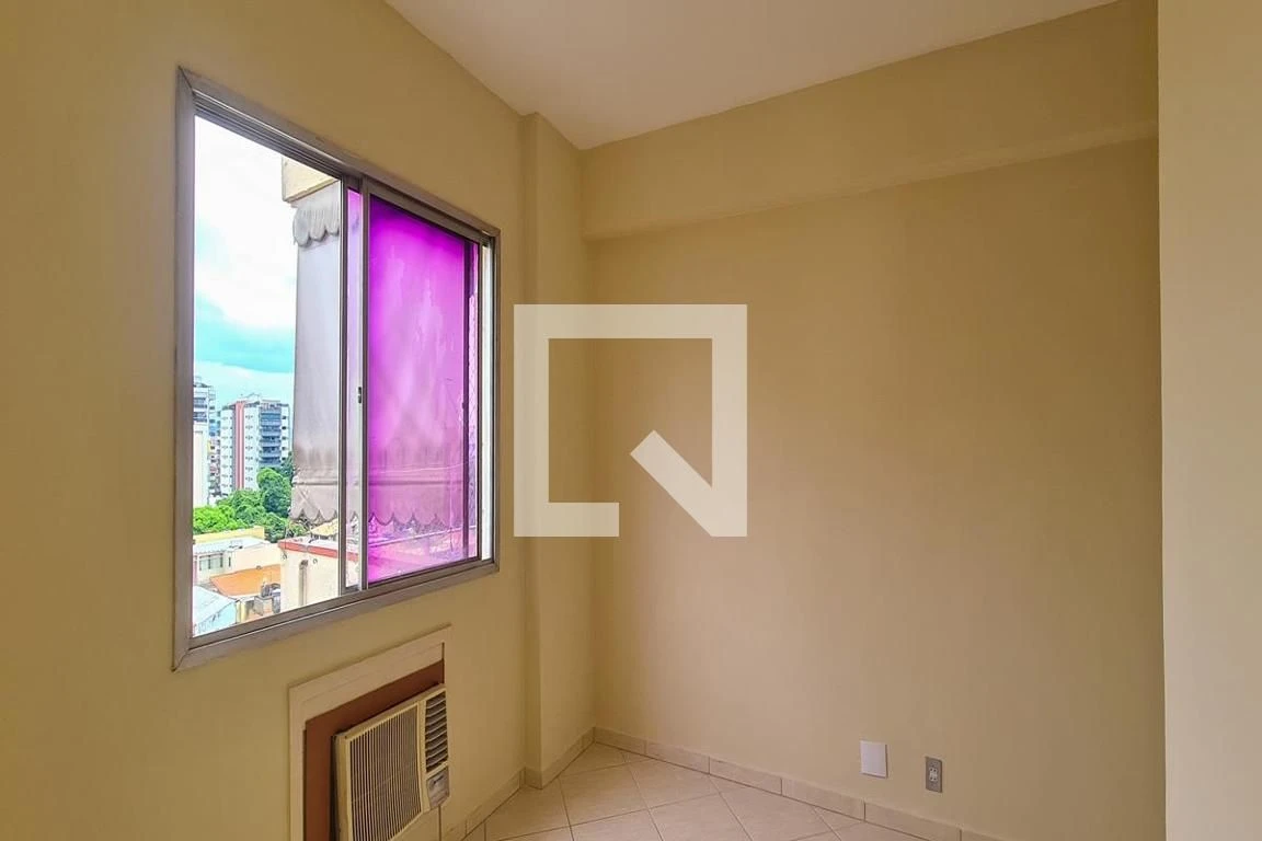 Apartamento con 3 dormitorios, suite y balcón con zona de lavado — photo 20